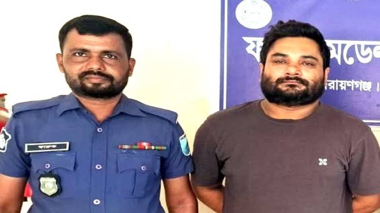 ফতুল্লায় বৈষম্যবিরোধী ছাত্র আন্দোলনের মামলায় হানিফ গ্রেফতার